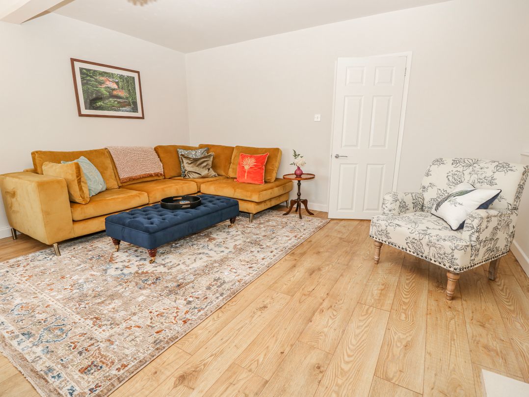Clifton Lodge