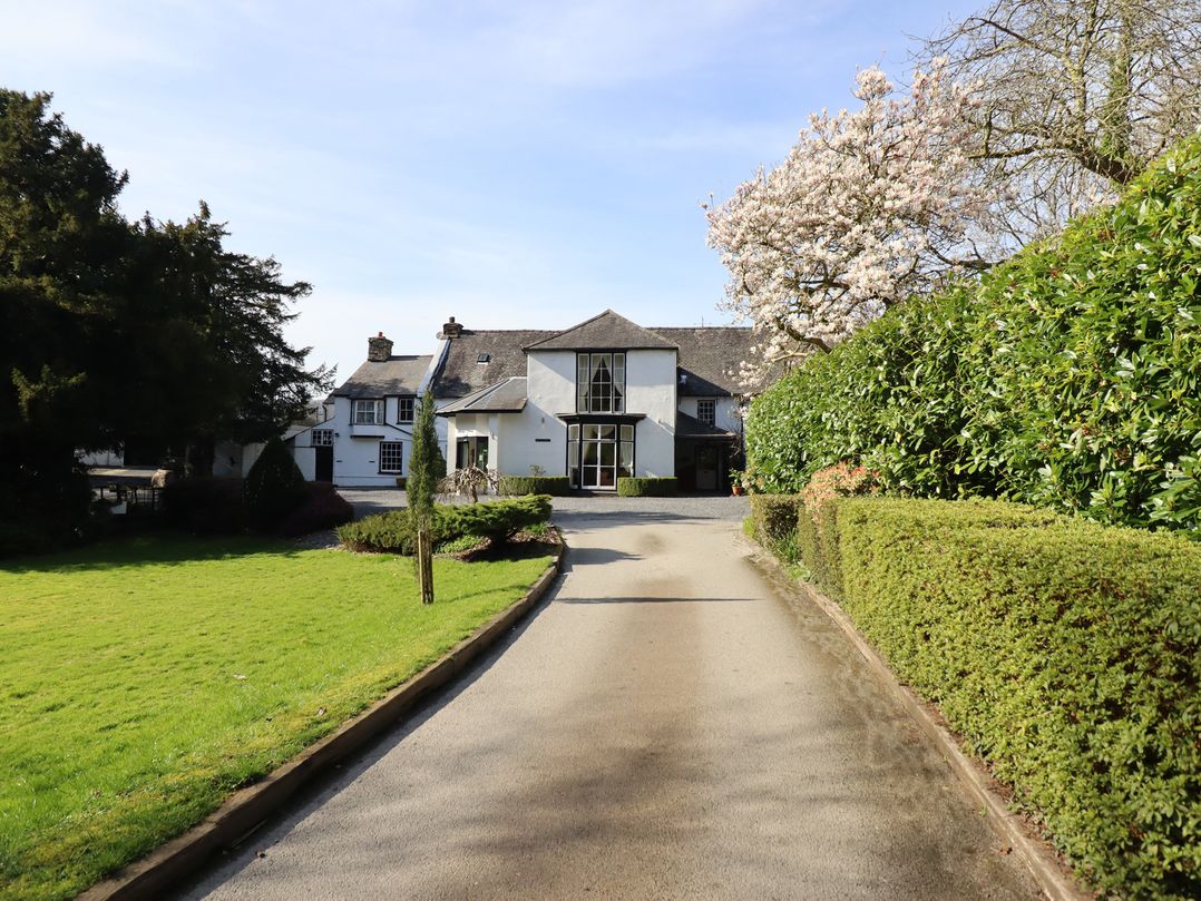 Plas Dolguog