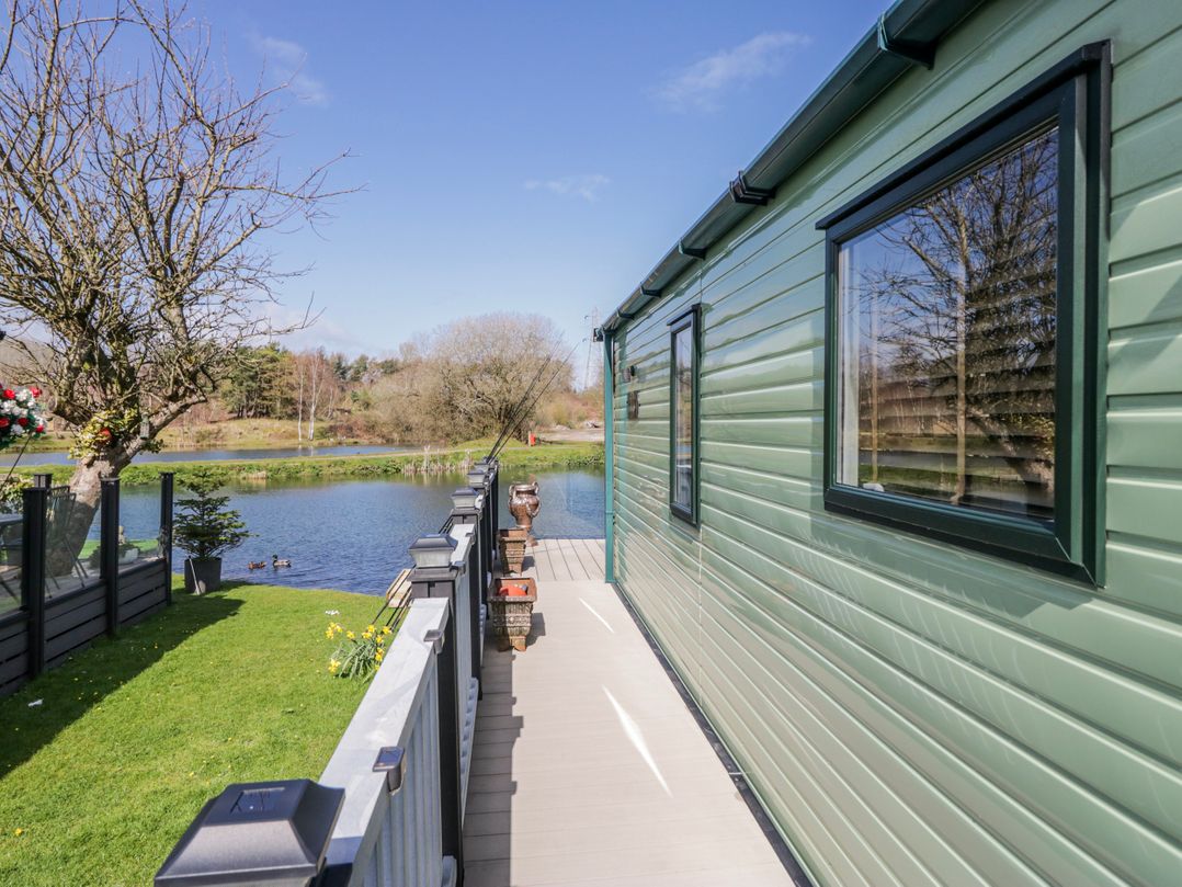 Carp Lodge