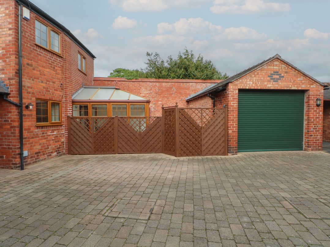 1 The Stables