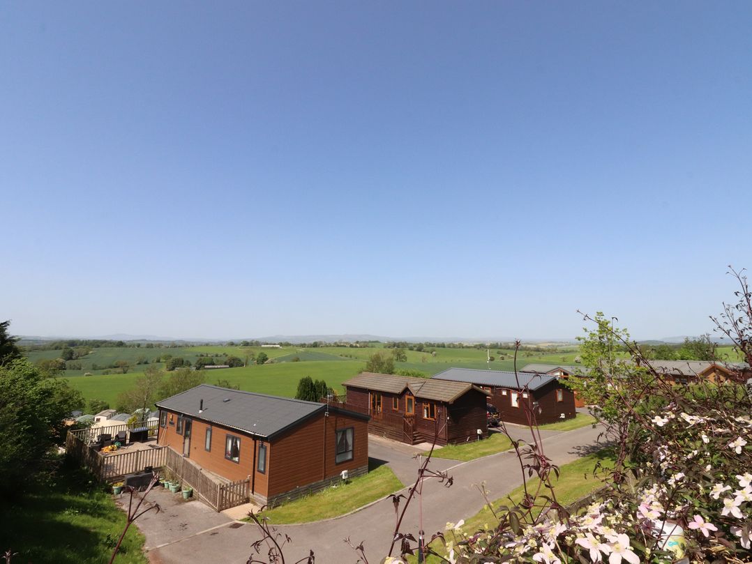 33 Pendle View