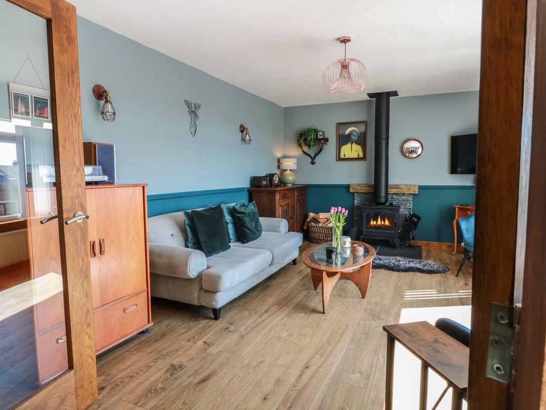 Crown Cottage