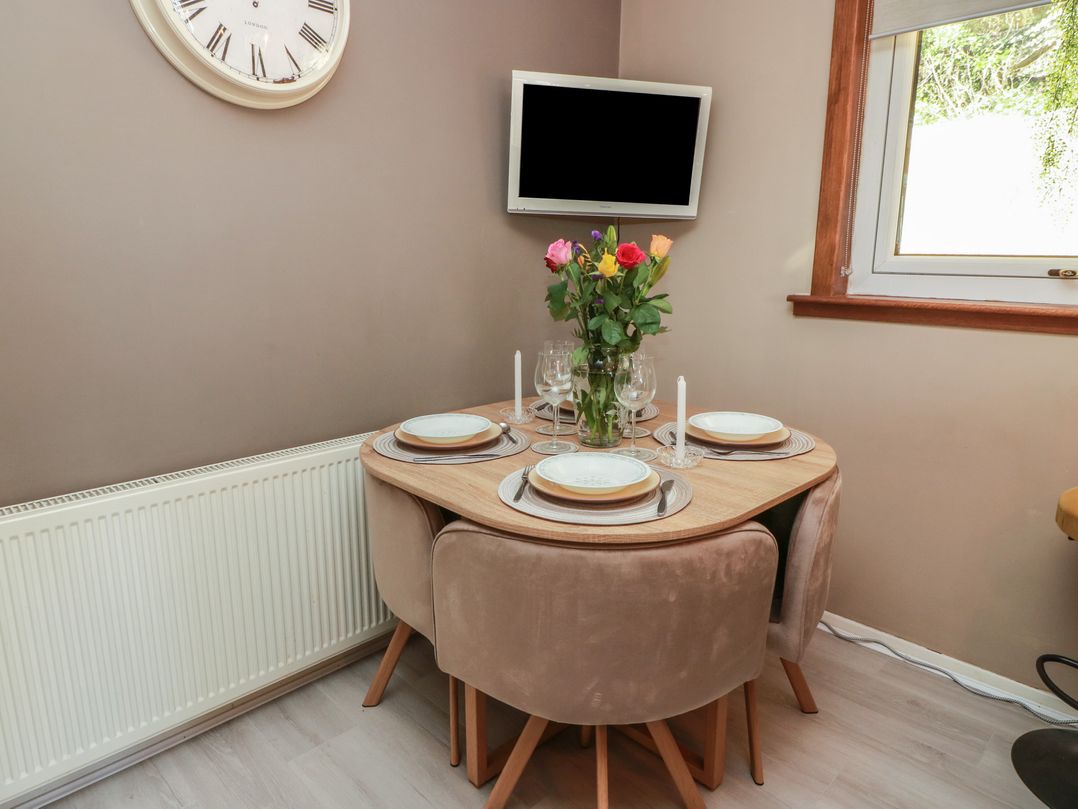 Crown Cottage