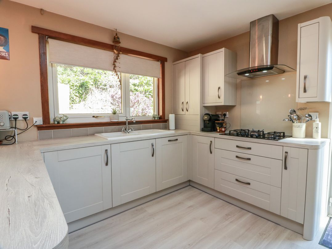 Crown Cottage