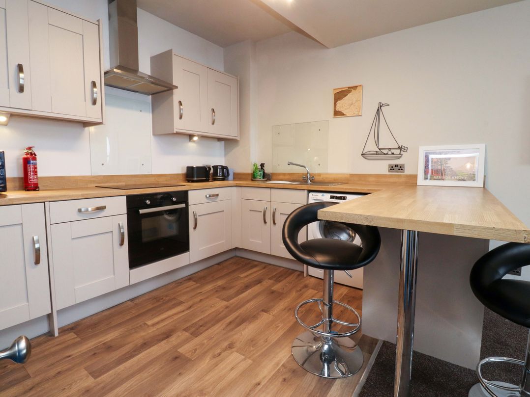 Flat 2, Dorstan