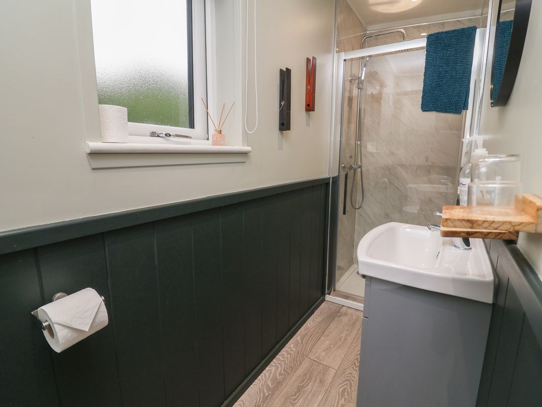 Robins Nest Lodge