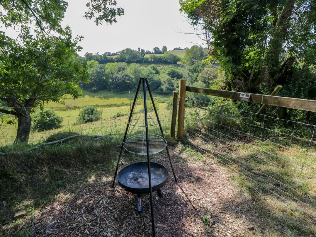 Valley View Shepherd's Hut