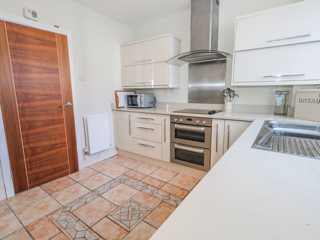 Flat 17 Golden Gates