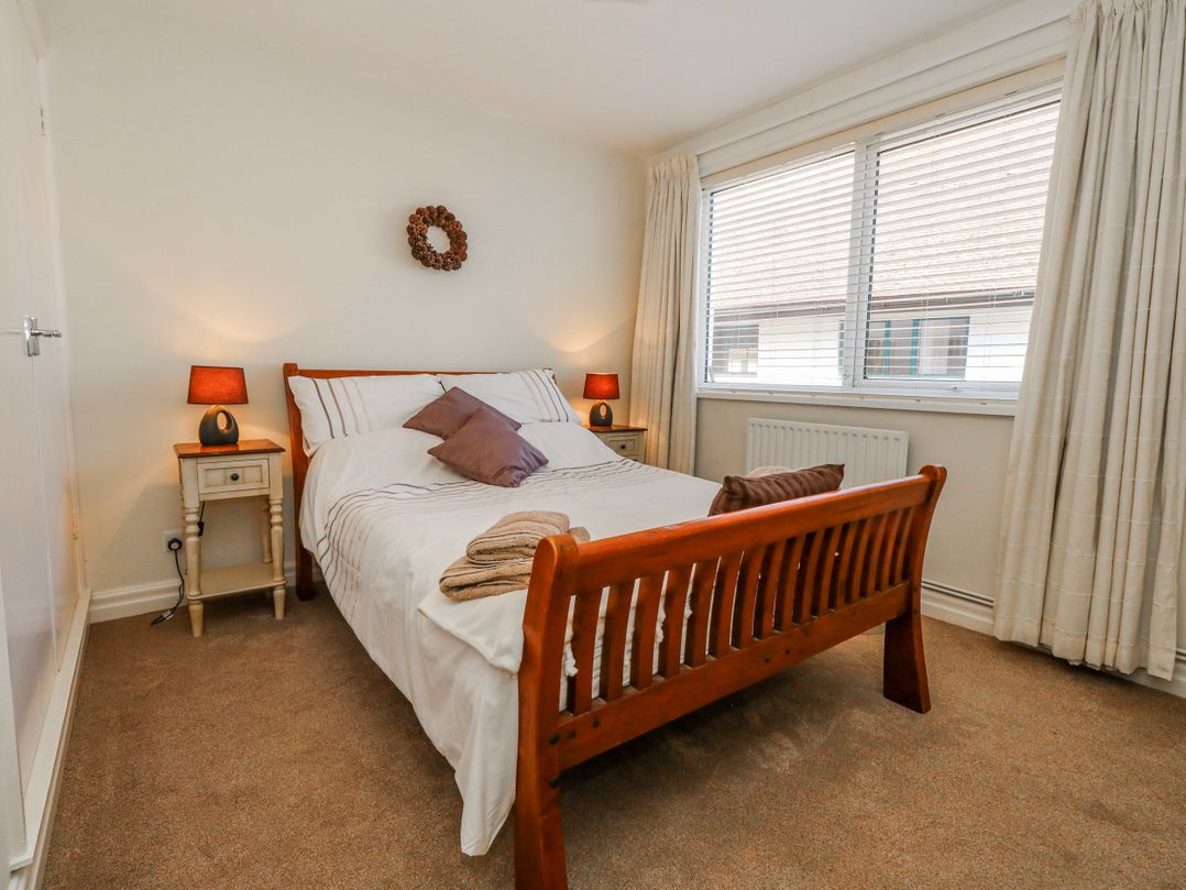 Flat 17 Golden Gates