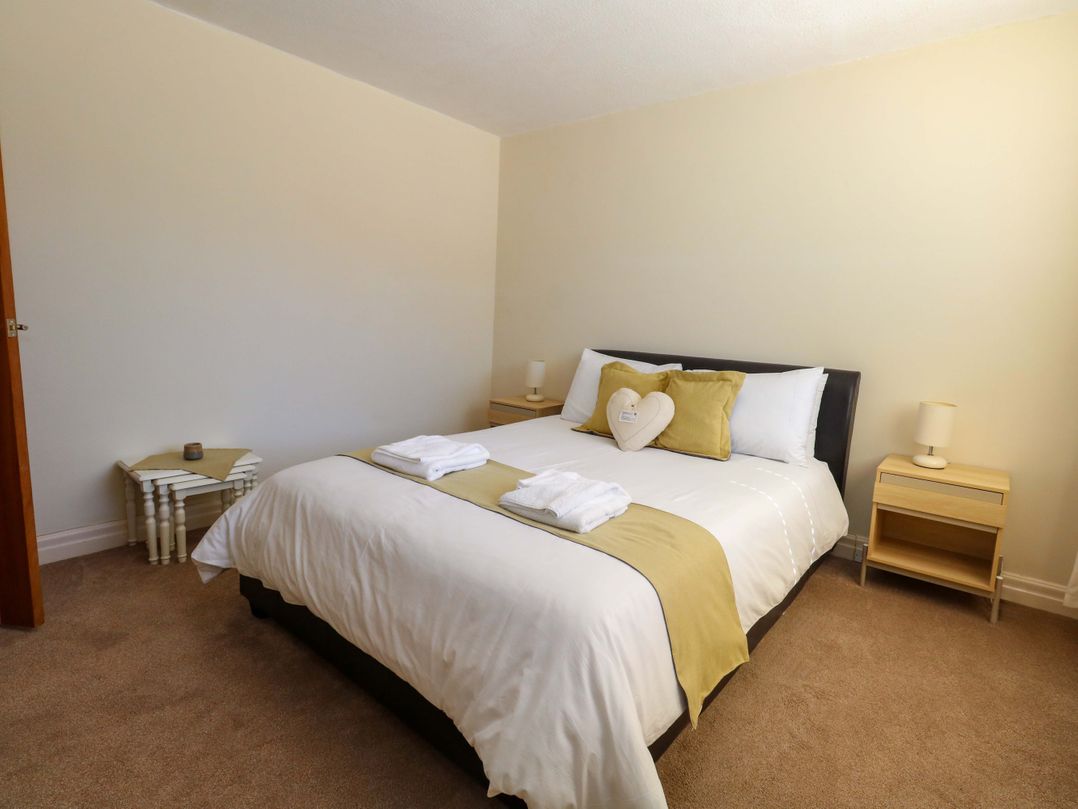 Flat 17 Golden Gates