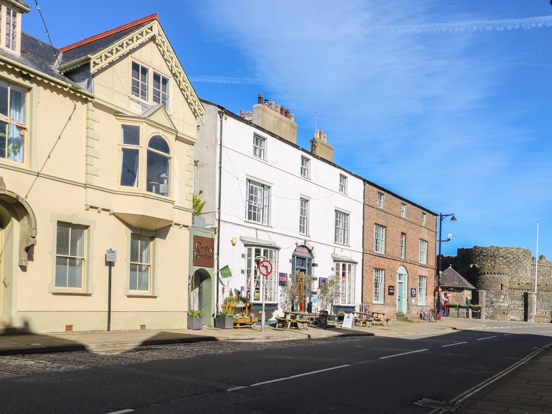 Castle Gardens Apartment