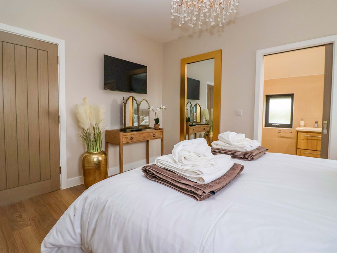 Swing Bridge Cottage