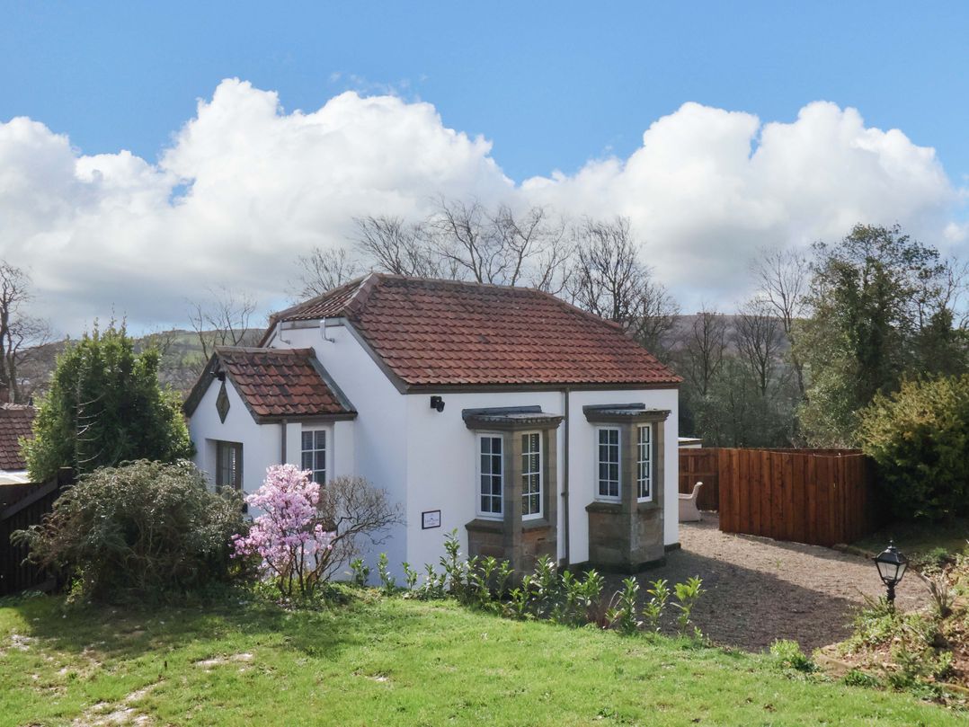 Little Acorn, Whitby - Sleeps 2 guests
