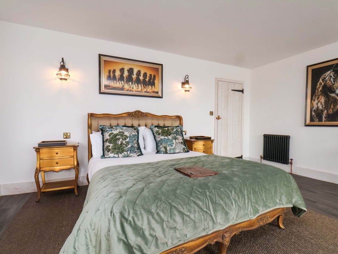 Hawthorn Lodge