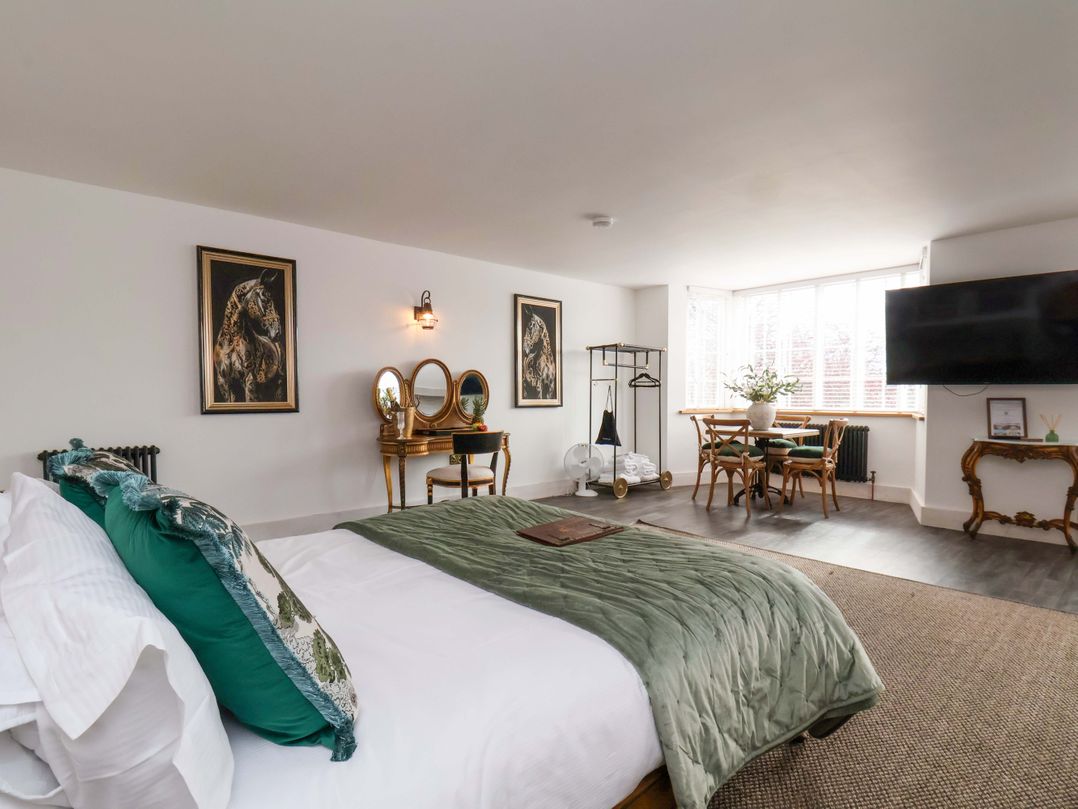 Hawthorn Lodge