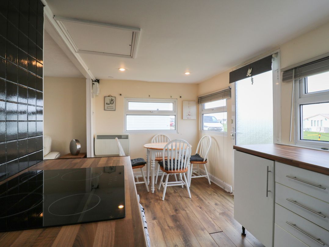 Salt Air 130 @ Park Ave Holiday Village and Southbank Club