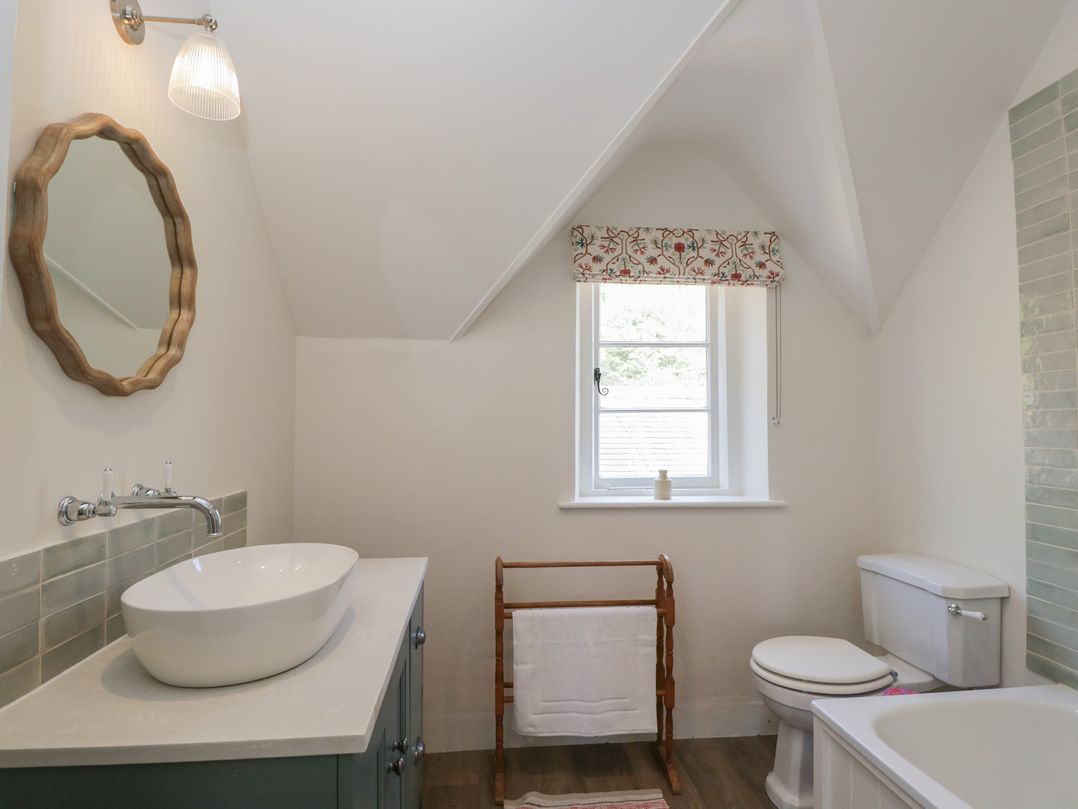 Middle Cottage
