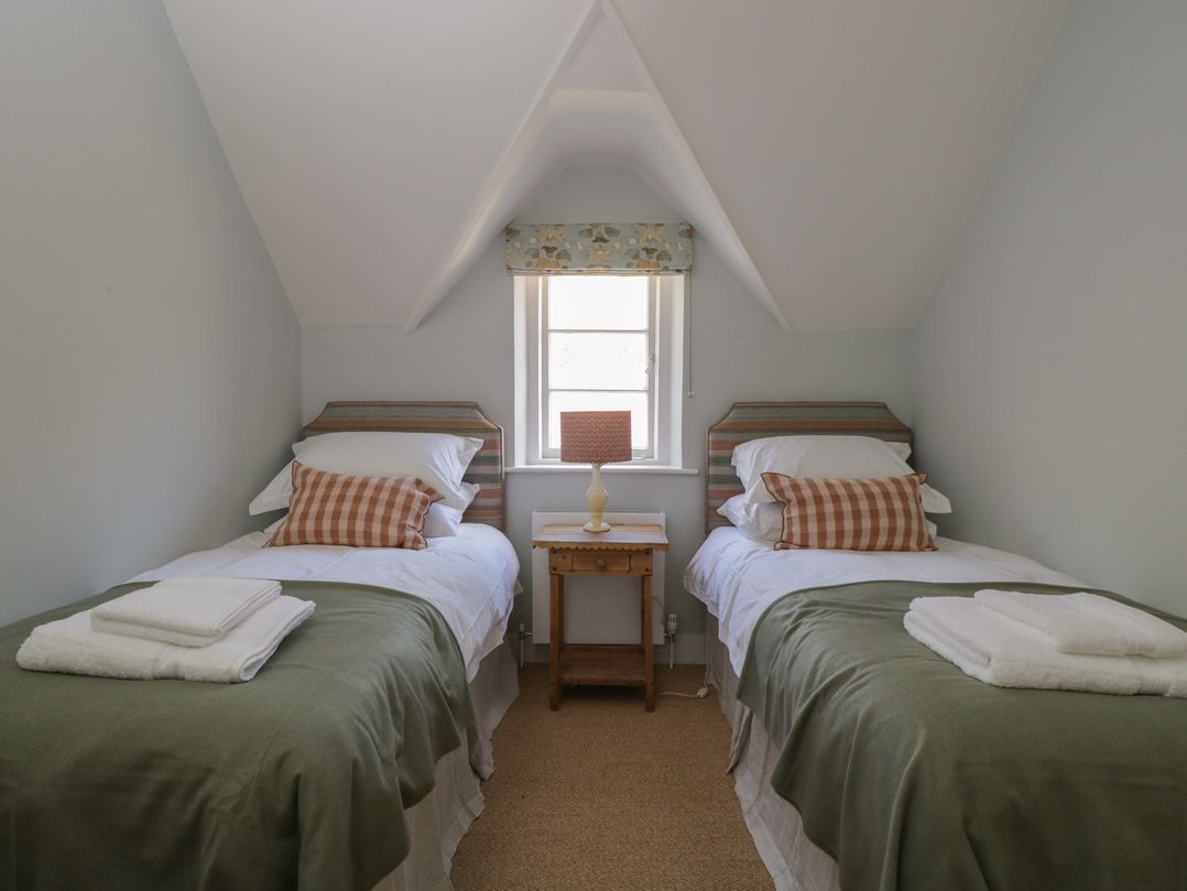 Middle Cottage