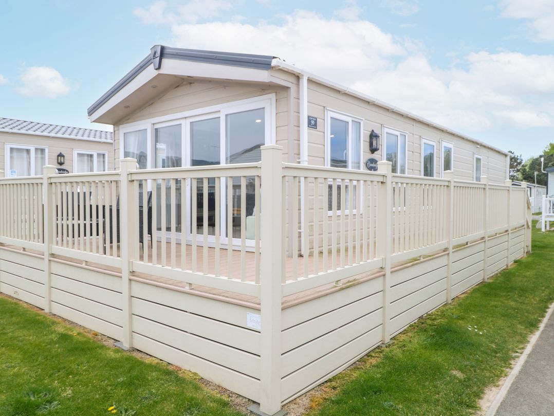 59 Cliff Field