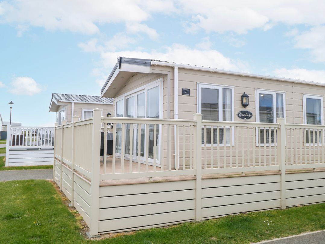 59 Cliff Field