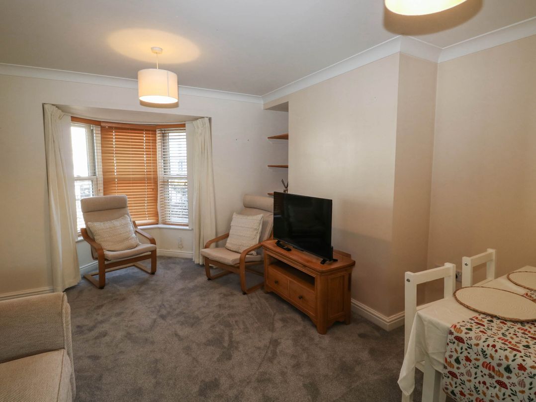 Flat 1