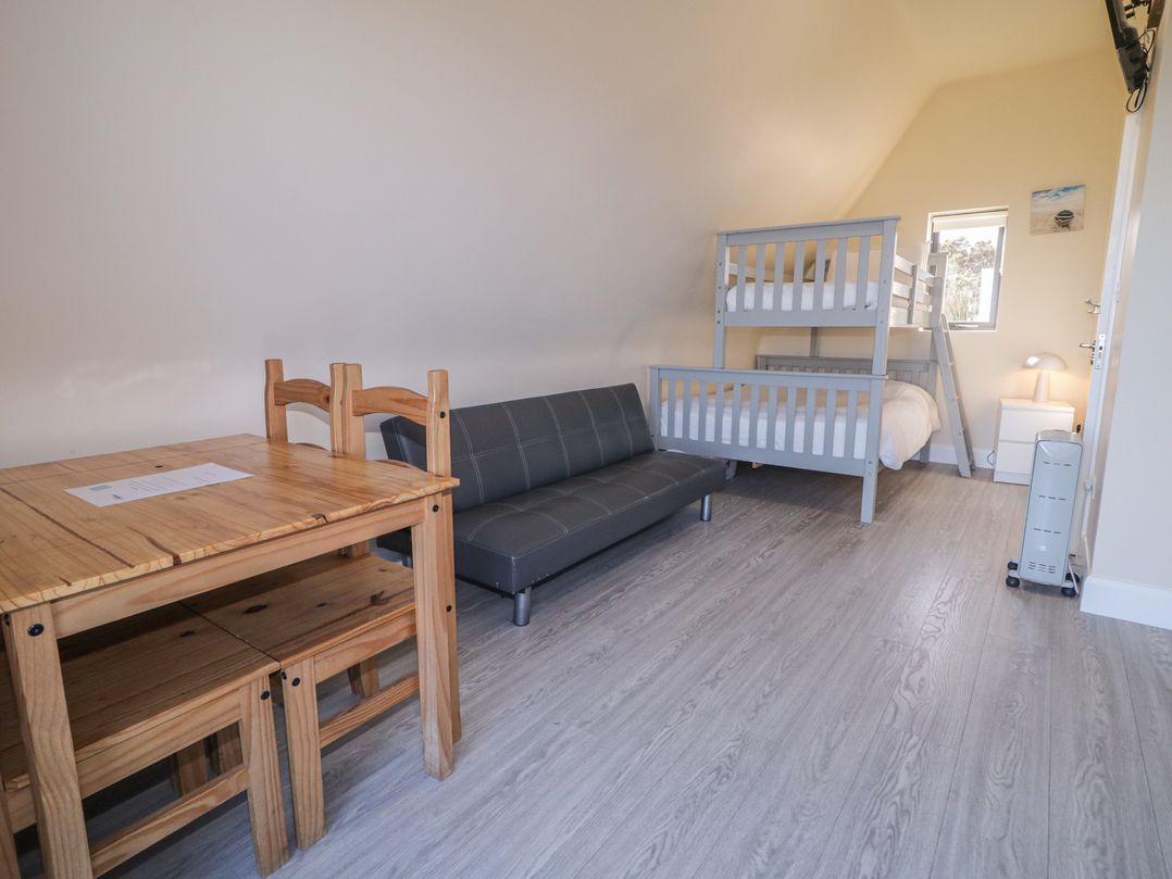 Cabin 3 Cnoc na Naomh