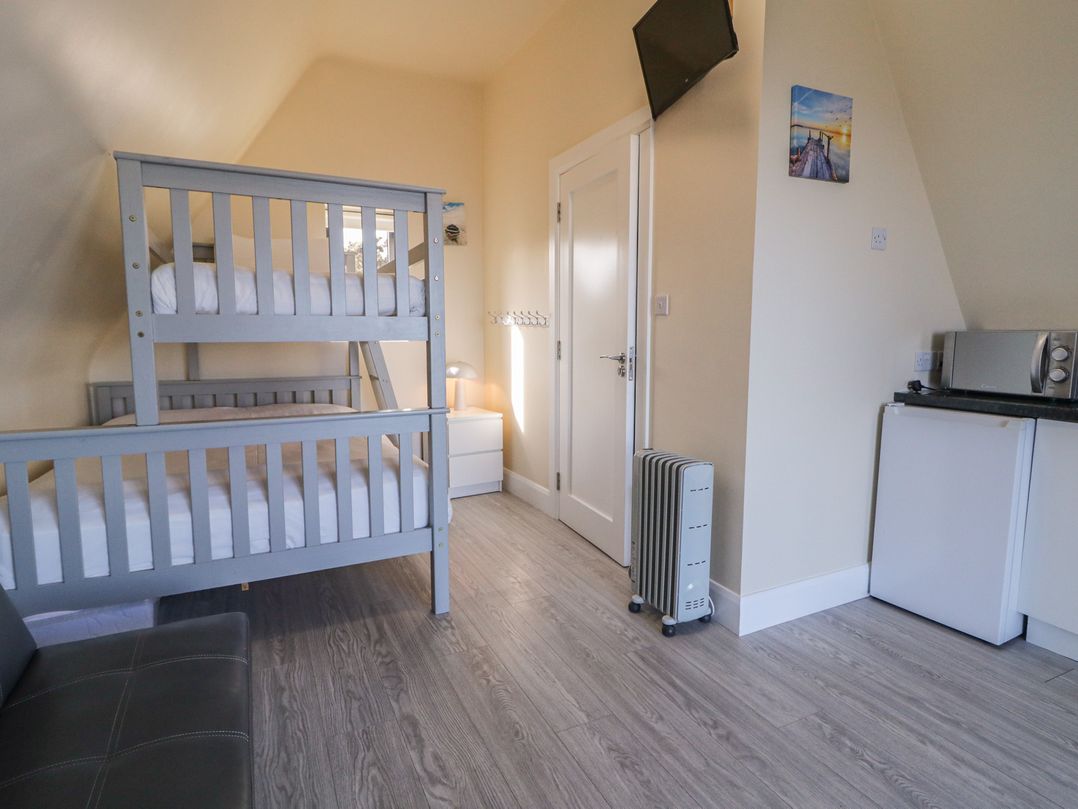 Cabin 3 Cnoc na Naomh