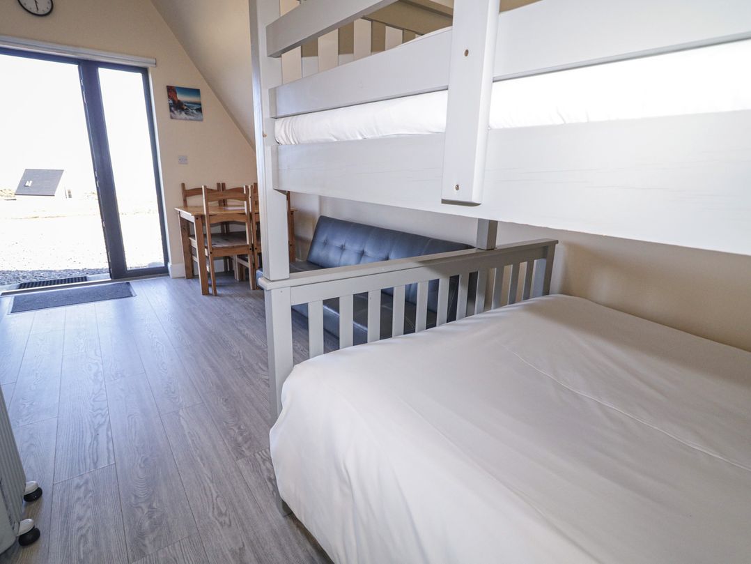 Cabin 3 Cnoc na Naomh