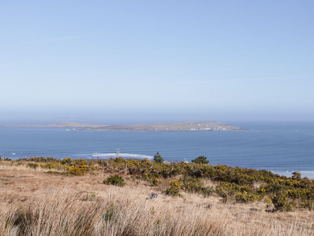 Cabin 9 Inis Beag