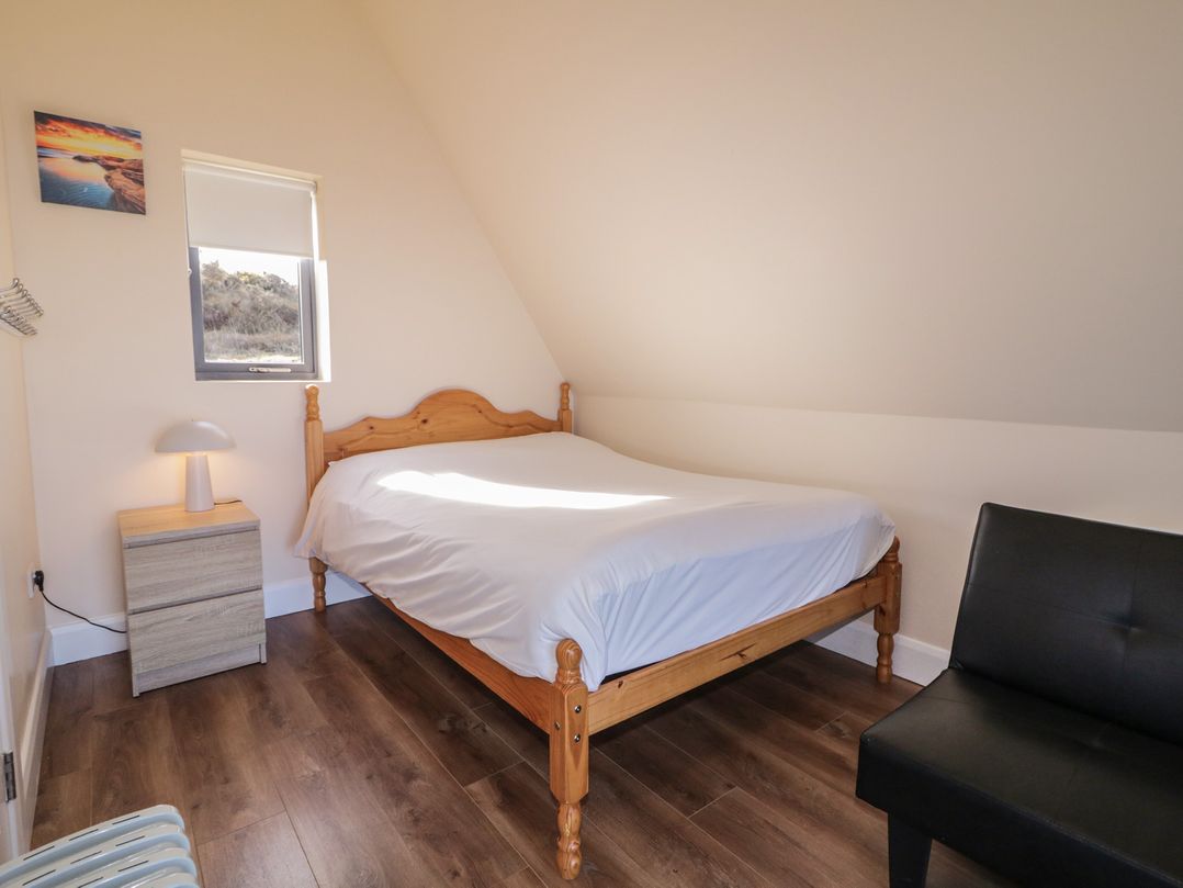 Cabin 10 Inis Bo Finne