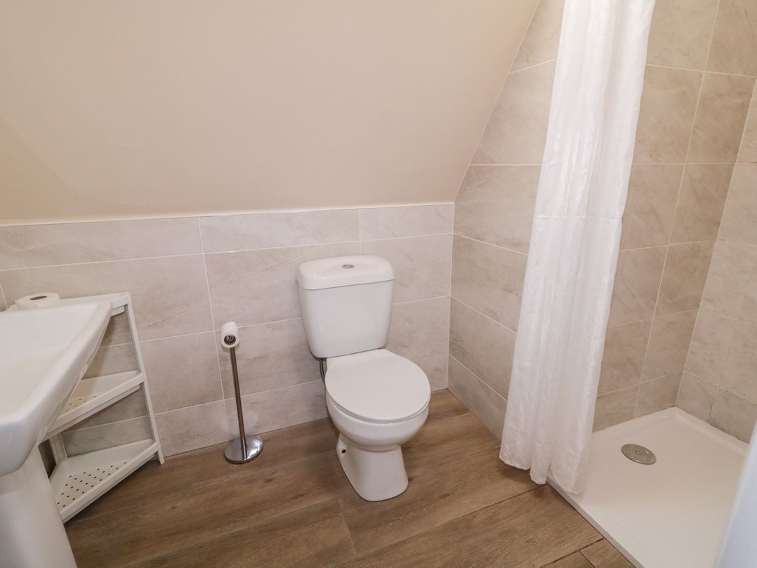 Cabin 10 Inis Bo Finne