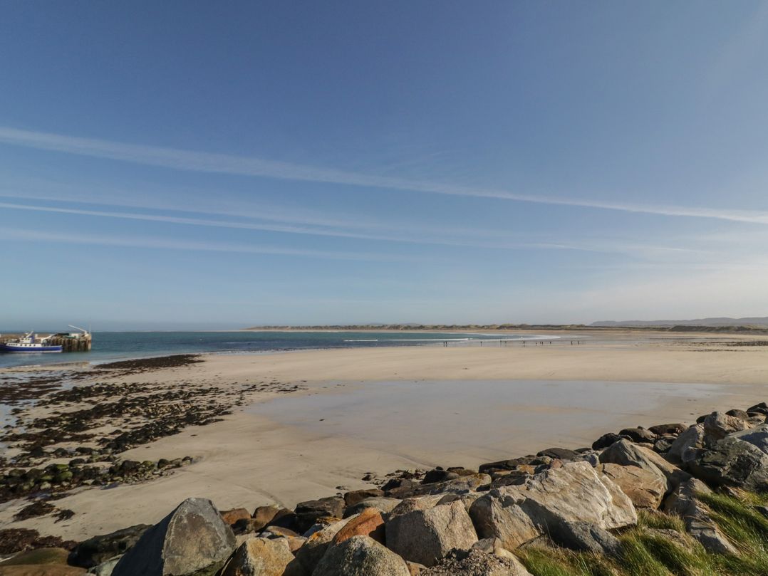 Cabin 10 Inis Bo Finne