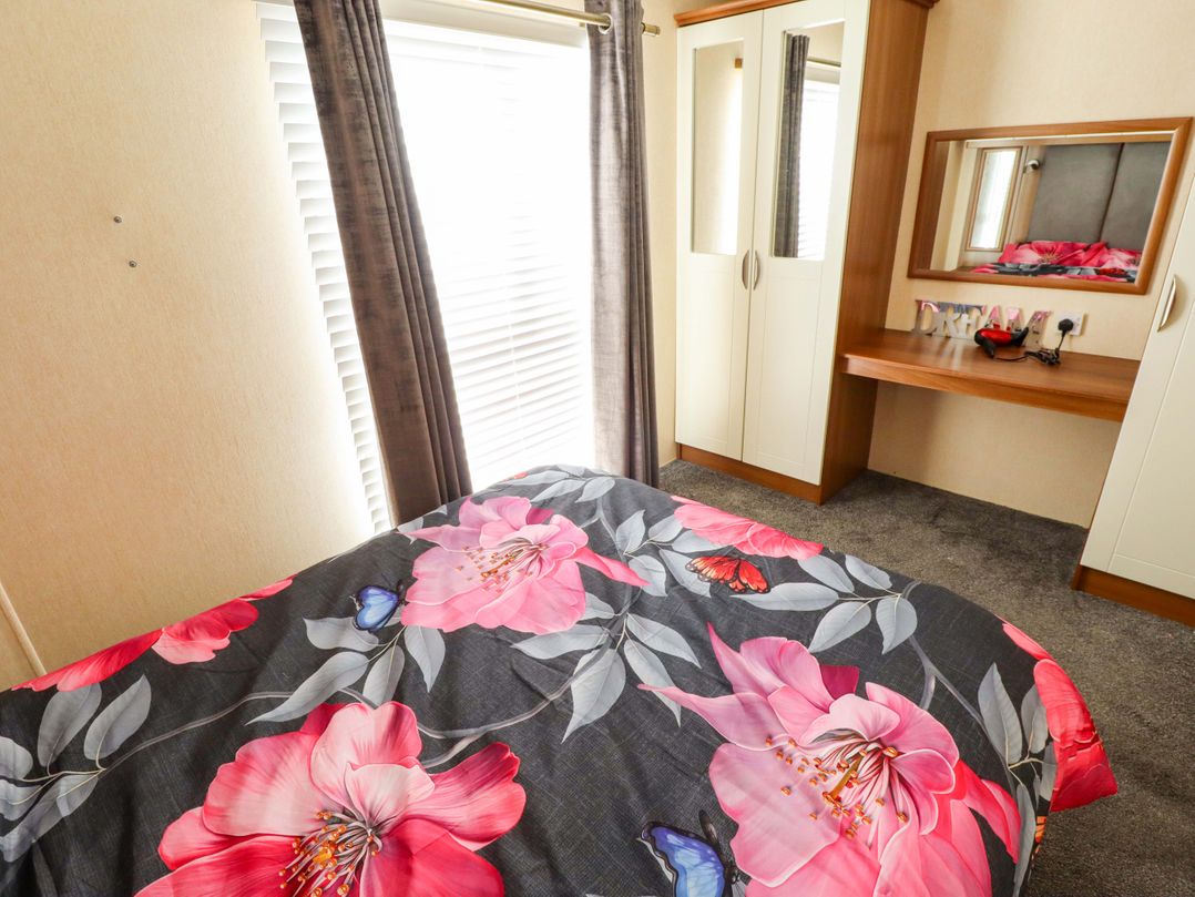 Loopy’s Place - PG178