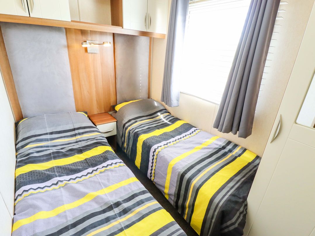 Loopy’s Place - PG178