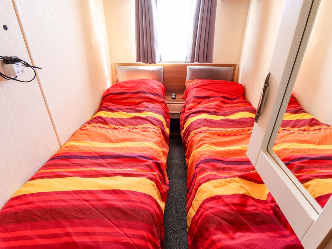 Loopy’s Place - PG178