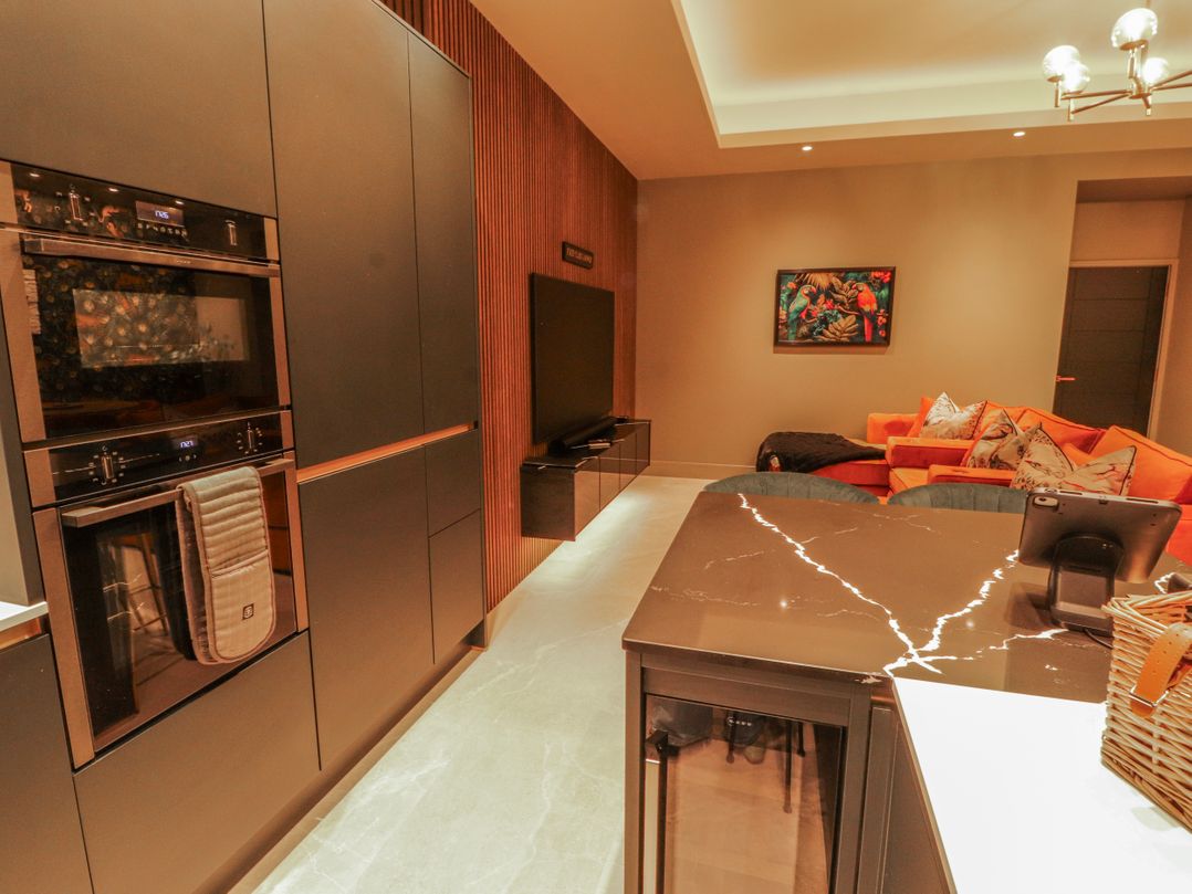 Bounty Boutique on the Lakes