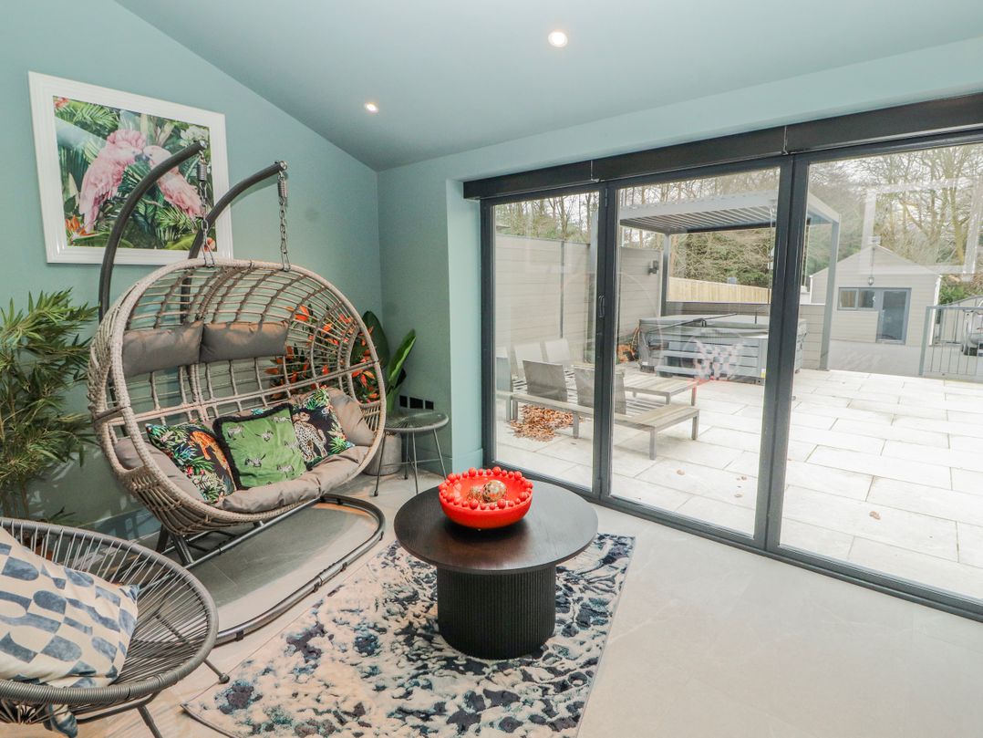 Bounty Boutique on the Lakes