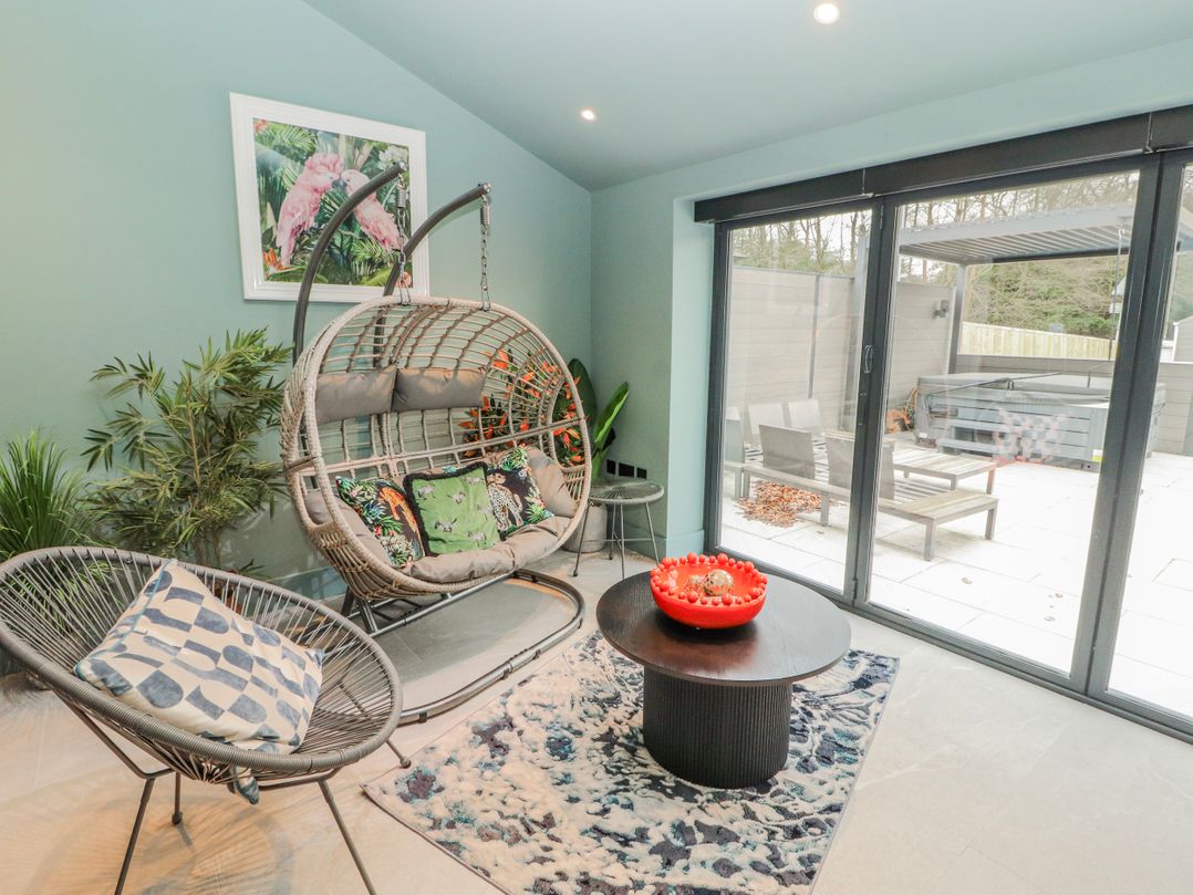 Bounty Boutique on the Lakes