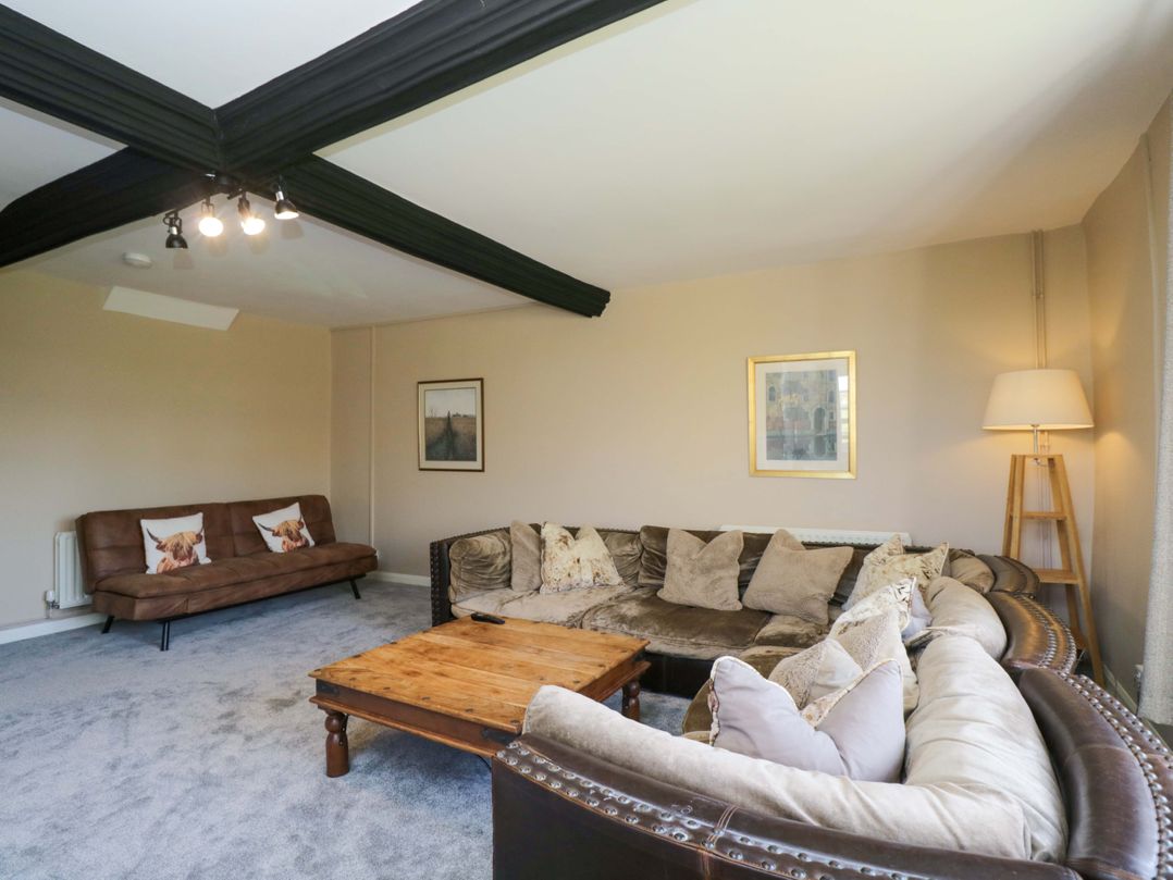 3 Woods Farm House