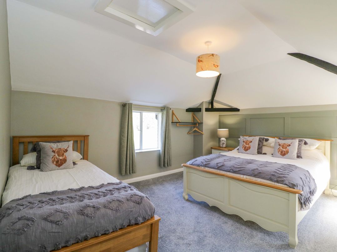 3 Woods Farm House