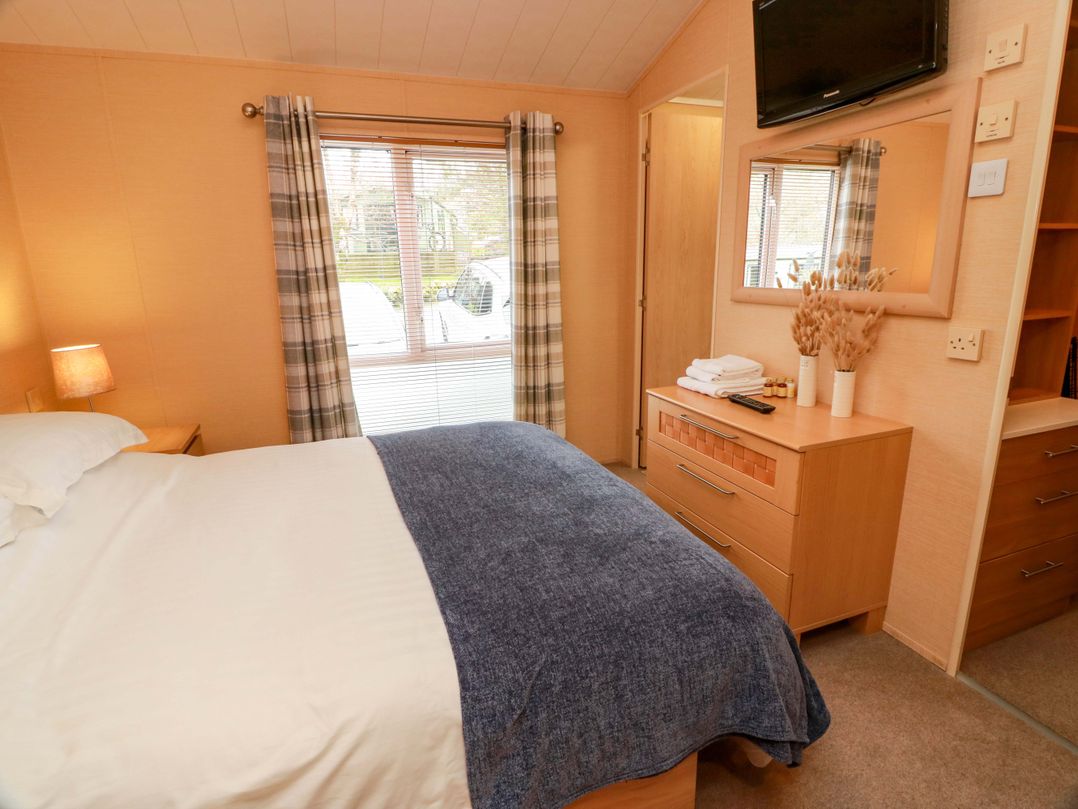 L21 Coastal Kippford
