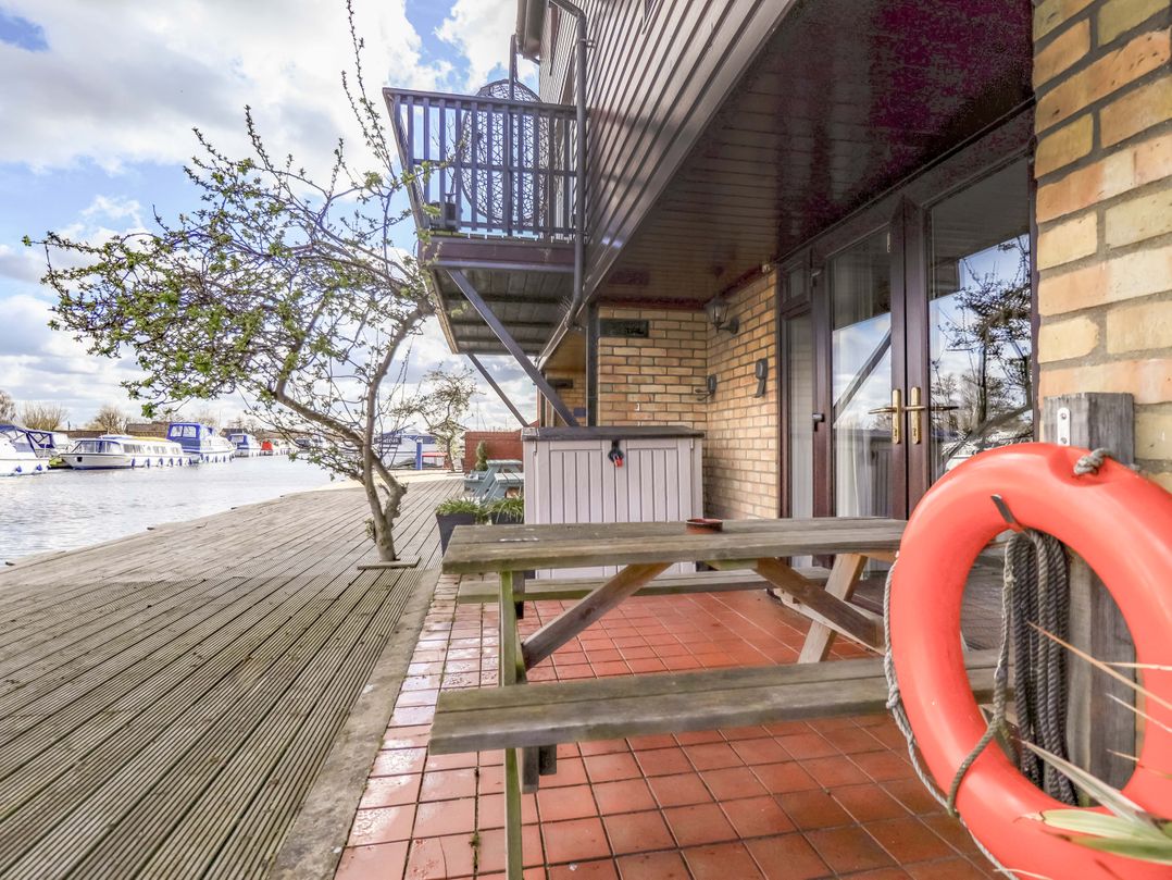 Grebe Cottage