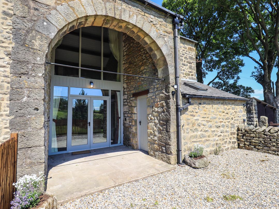 Ragged Hall Barn