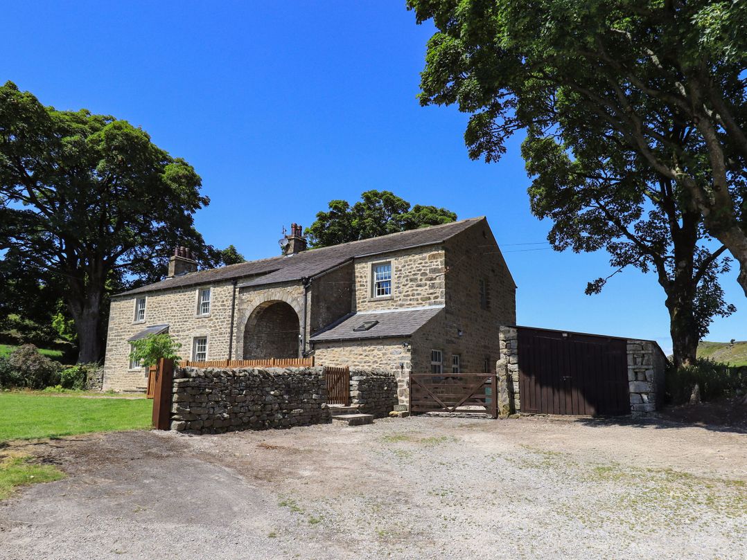 Ragged Hall Barn