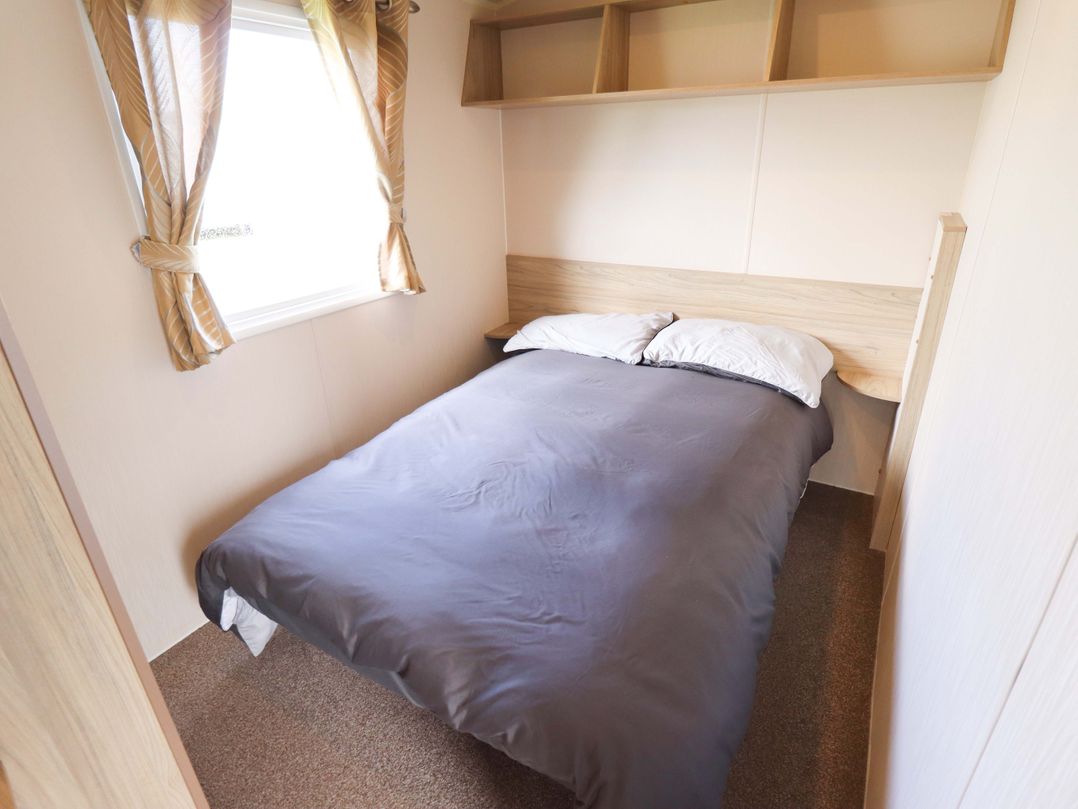 The Seafront Cosy Caravan