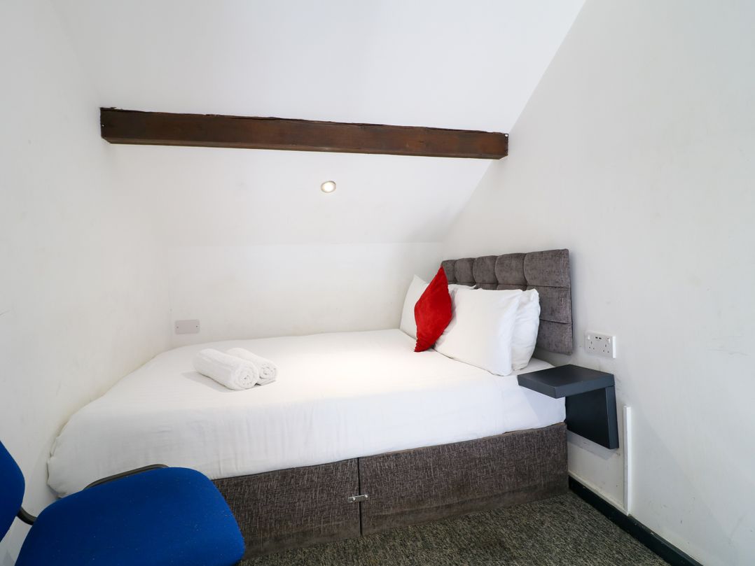 Apartment 610