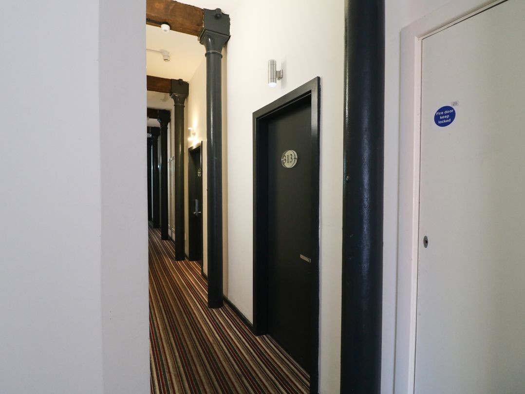 Apartment 610