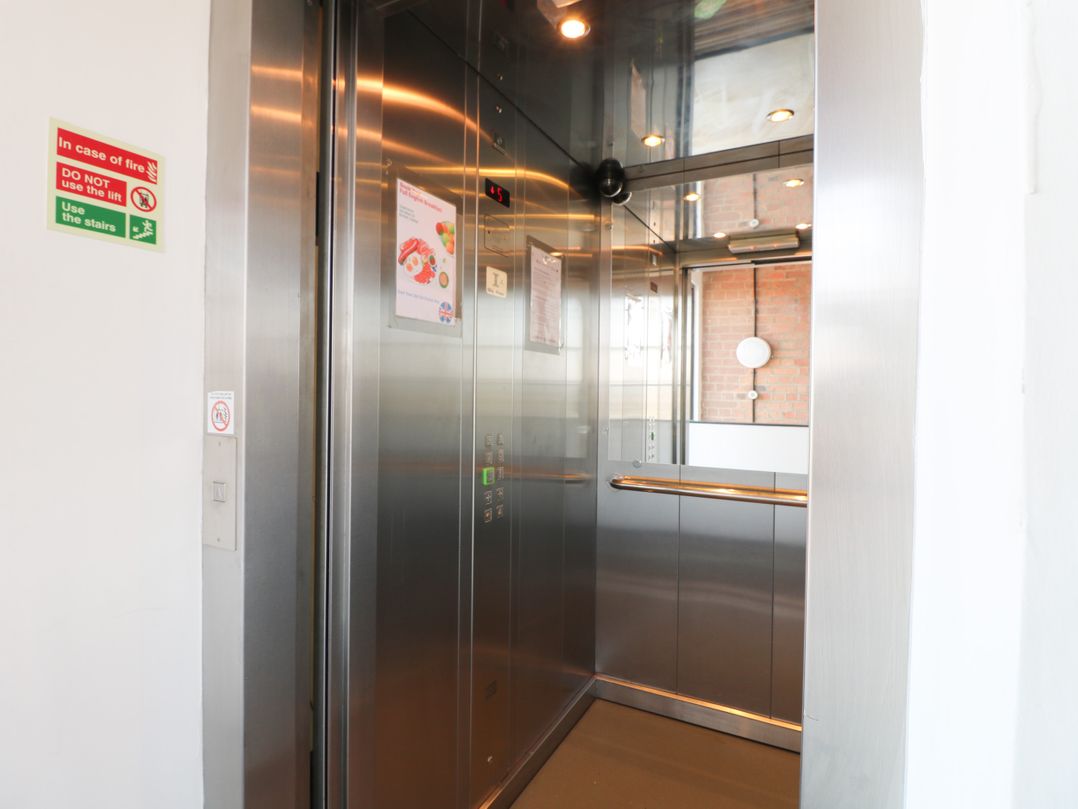 Apartment 610