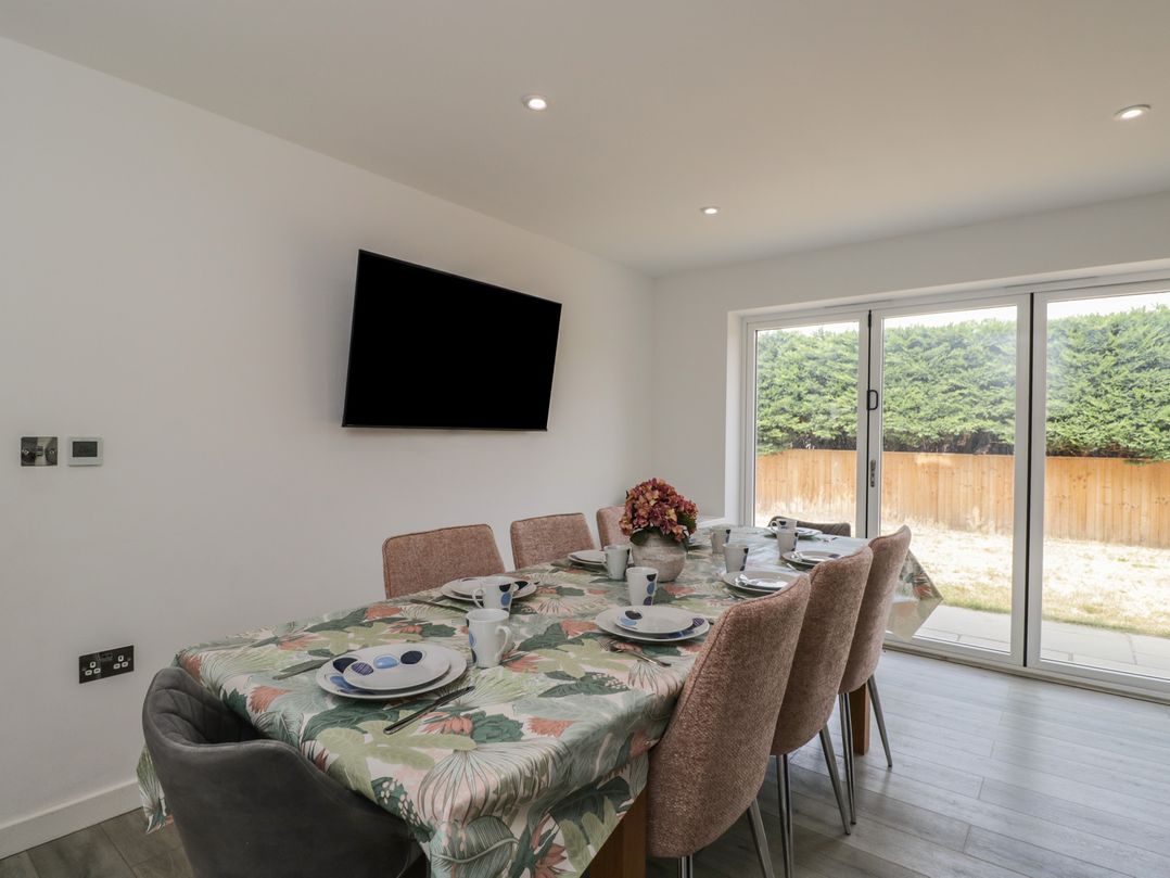 1 Brunel  Court