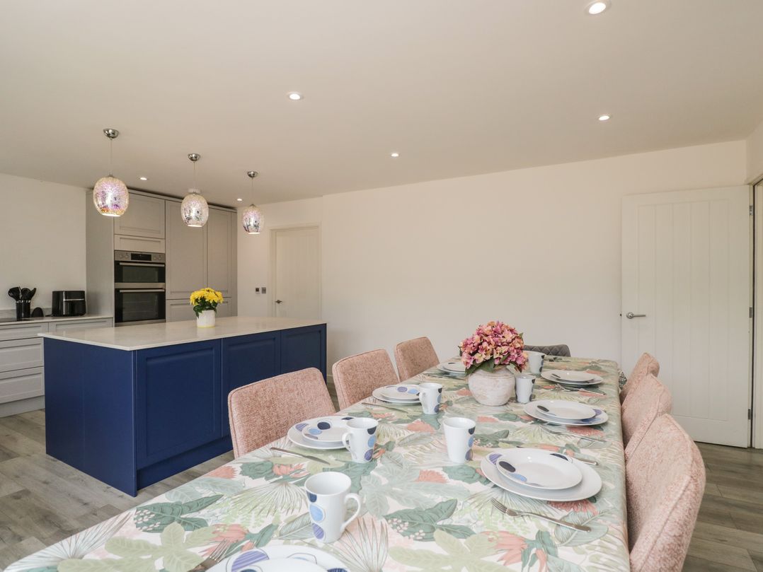 1 Brunel  Court